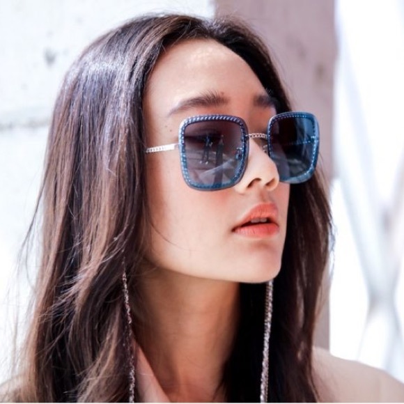 CHANEL 🖤
Interlocking CC Logo Square Sunglasses 🕶️ - Picture 2 of 12